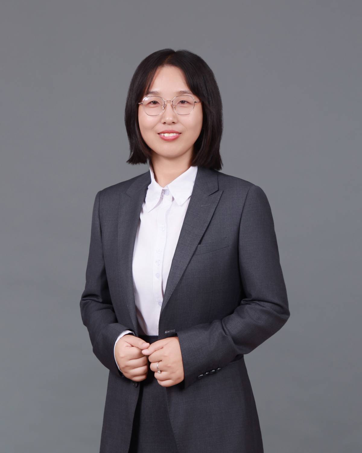 高中数学教师-聂兰兰