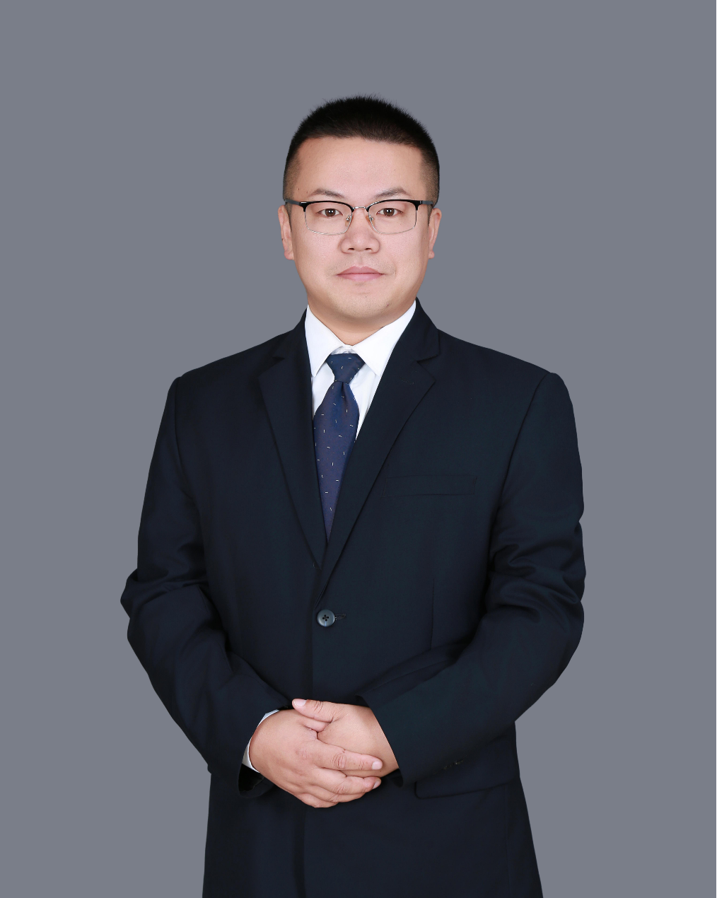 李亚东